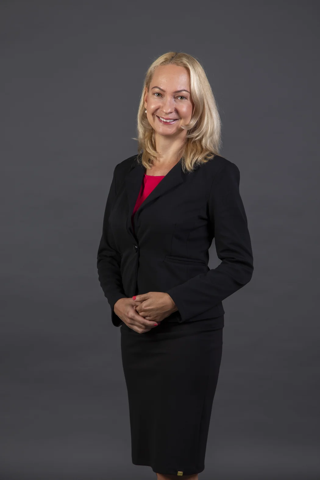 dr mih&aacute;lyi m&oacute;nika